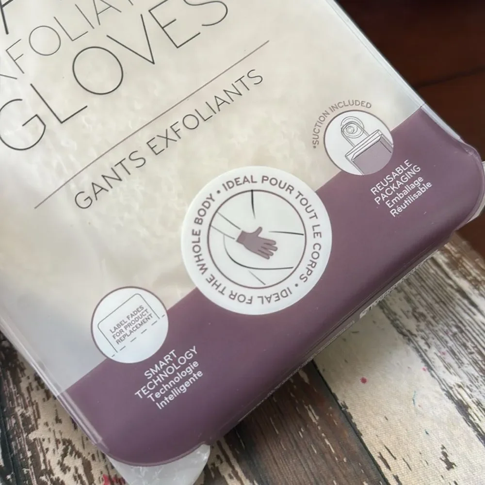 NEW Daily Concepts Exfoliating Spa Gloves